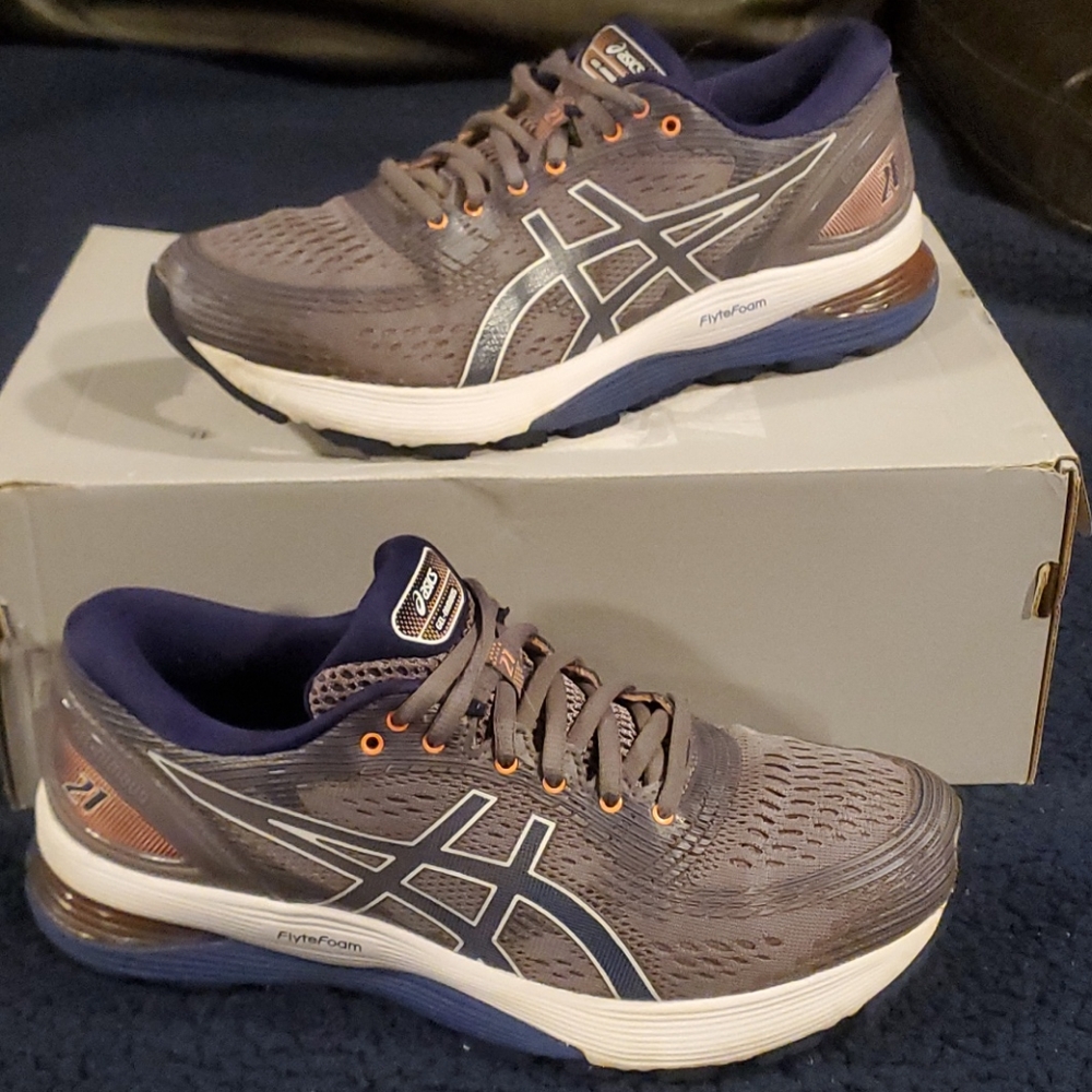 Asics Gel-Nimbus 21